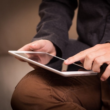 Transport materiałów do wykończenia wnętrz: Kluczowe aspekty i najlepsze praktyki